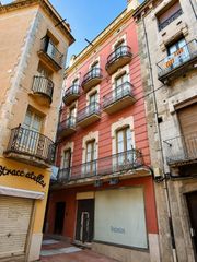Edifici  Carrer carrer portella. Joya modernista de 1901 firmada por josep azemar i pont en el ce