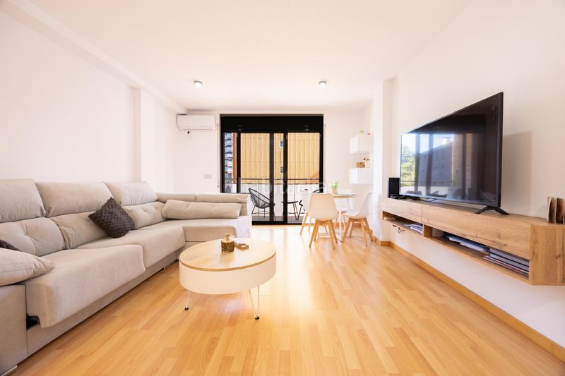 Foto 797b6663-d431-4d15-9e60-4839ef43213b. Etagenwohnung mit heizung parking in Eixample-Horta Capallera Figueres