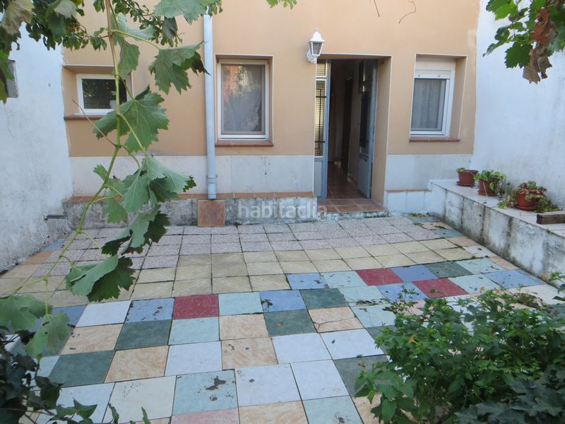 Foto d63e934d-0821-4c93-8012-3036c55b0e46. House in Quintanilla de Onésimo
