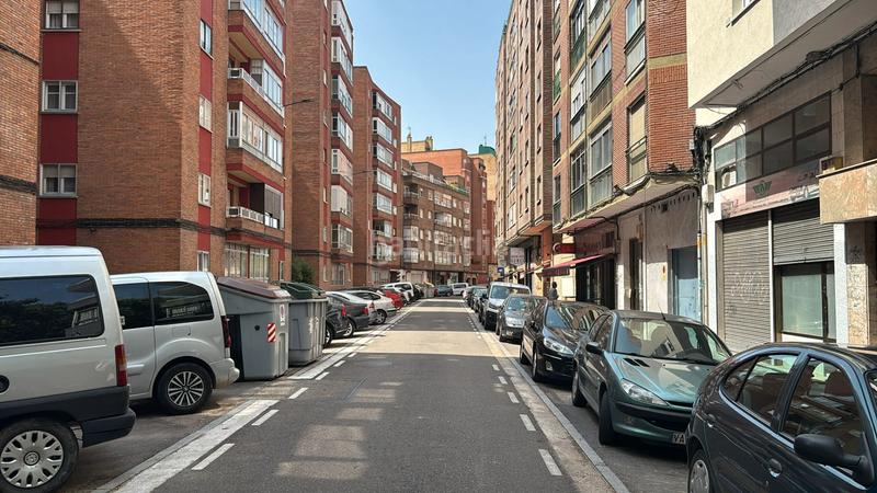 Foto 5c84f8a7-cd52-4517-a1ab-4976abc03e18. Piso en Pajarillos Bajos Valladolid