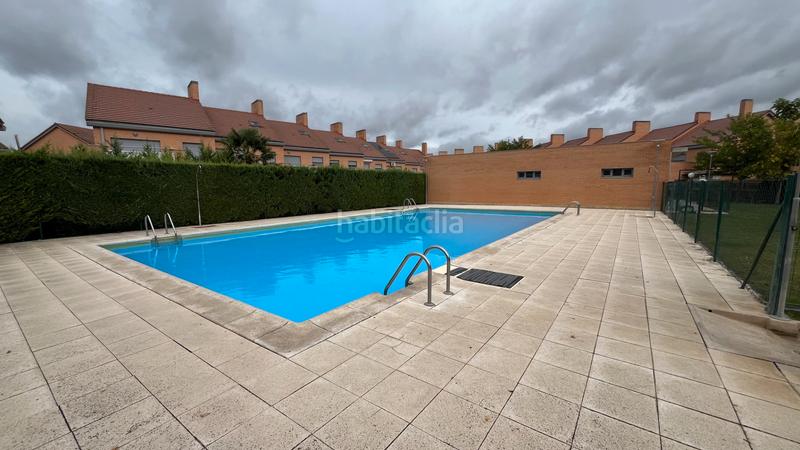 Foto 7437a1fc-54ef-465d-9036-b9002cd8824f. Chalet en Aldeamayor de San Martín