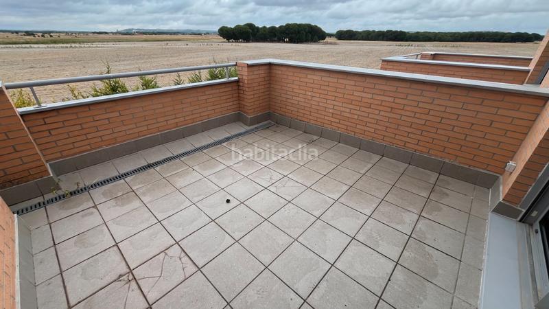 Foto d85fe339-d7e0-4fe8-ab2d-32f38a4546dc. Chalet en Aldeamayor de San Martín