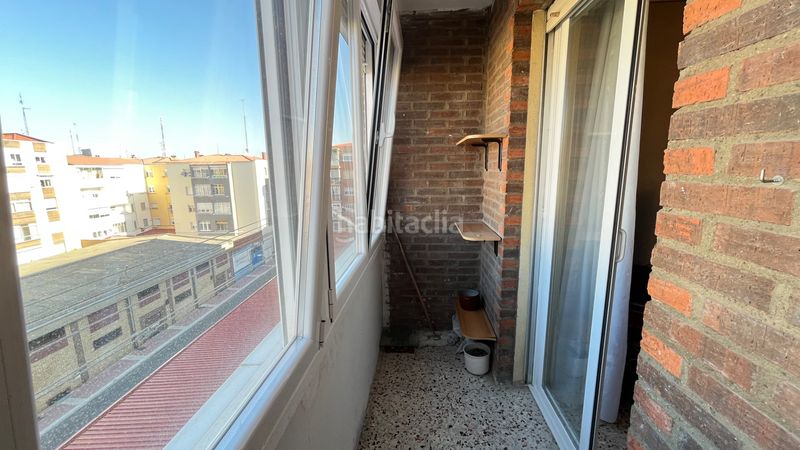 Foto b2a02805-c958-4d40-9570-8550276ec8a6. Pis amb calefacció aparcament a Pajarillos Bajos Valladolid