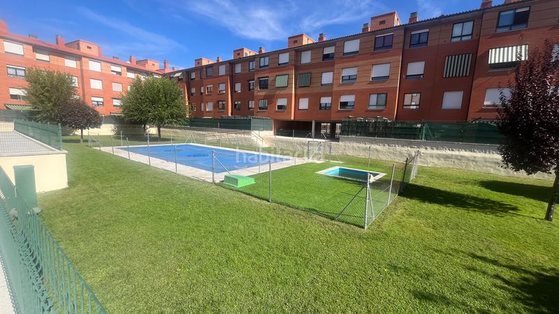 Foto 8d12f9d5-03ec-4ef5-84e6-427d2f8e5e72. Etagenwohnung mit heizung parking pool in Pilarica - Los Santos Valladolid