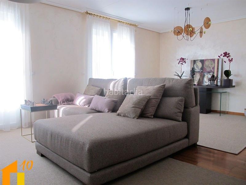 Foto 543a9f2a-4deb-4cc4-8ad5-ccd353790791. Duplex avec chauffage dans Casco Antiguo Burgos