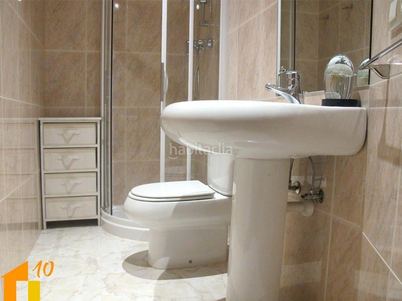 Foto c2cefdc4-00ce-4e9d-be54-53ab054169ae. Duplex avec chauffage dans Casco Antiguo Burgos