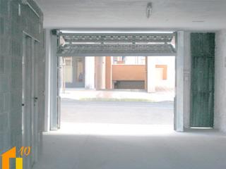 Parking coche en San Pedro de la Fuente. Plazas de garaje en venta c santo toribio