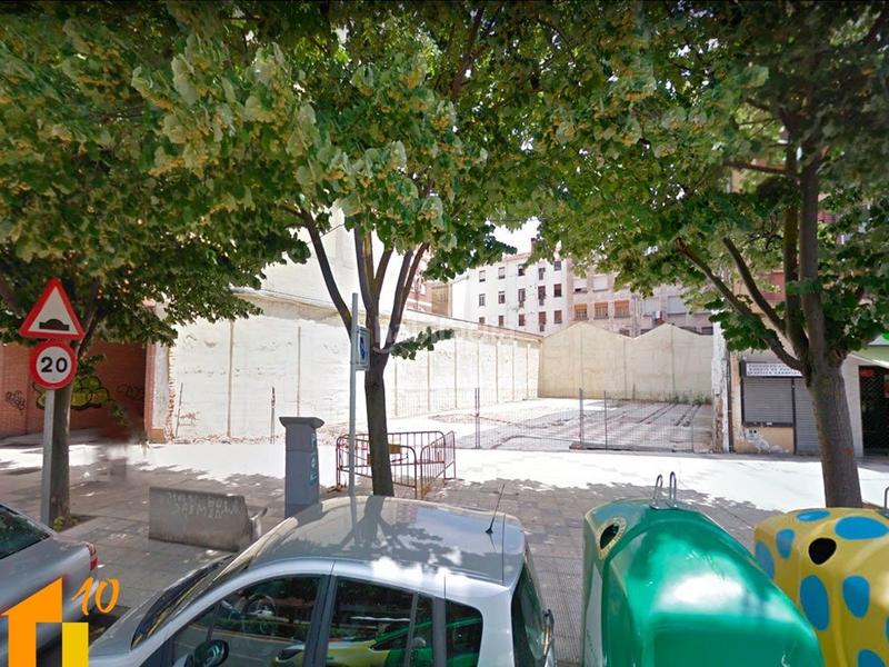 Foto 39d0145c-a4eb-41ea-9846-bc31525c9136. Terreny residencial a Centro Miranda de Ebro