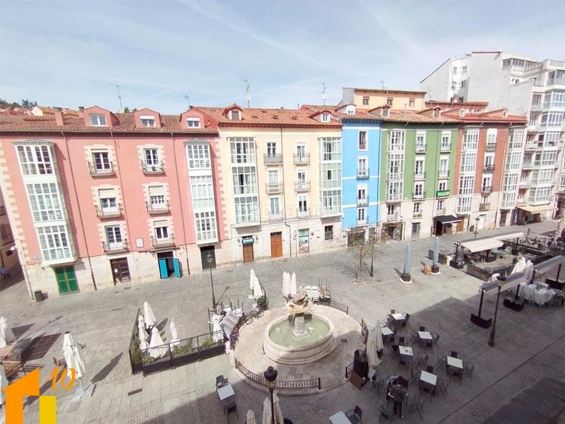 Foto ae910425-3e42-4e16-8c5c-3cbb7426cec8. Appartamento con riscaldamento in Casco Antiguo Burgos
