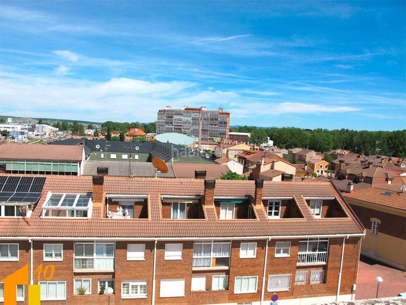 Foto 02b49071-b23f-462c-a556-ae526d76f626. Àtic amb calefacció aparcament a Villafría - La Ventilla - Castañares Burgos