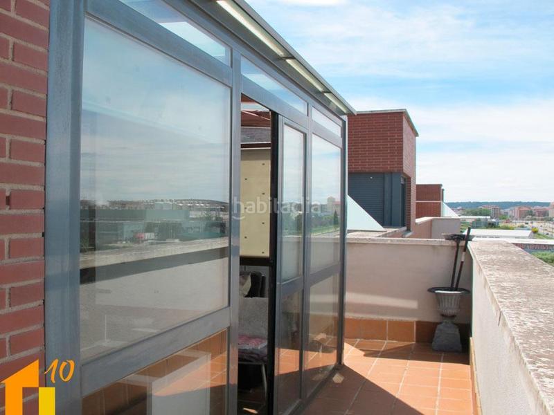 Foto 39263297-d7c3-4a5f-b2bd-6eedad902cd1. Àtic amb calefacció aparcament a Villafría - La Ventilla - Castañares Burgos