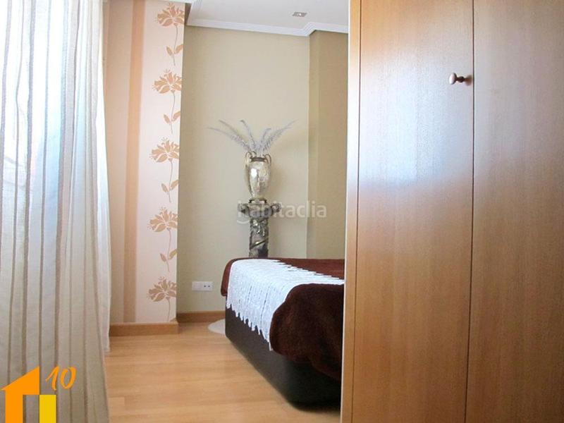 Foto 8268bbff-f01a-4074-83af-dcc2e02ee88e. Àtic amb calefacció aparcament a Villafría - La Ventilla - Castañares Burgos