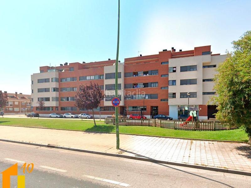 Foto 87da774c-f085-4854-9472-5b8dbebd0299. Àtic amb calefacció aparcament a Villafría - La Ventilla - Castañares Burgos