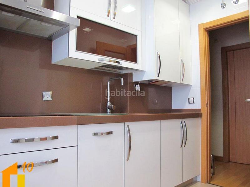 Foto d77b7ca8-4438-46a9-9251-33851007d0c1. Àtic amb calefacció aparcament a Villafría - La Ventilla - Castañares Burgos