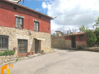 Casa a Revillarruz. Casa  independiente en humienta  burgos
