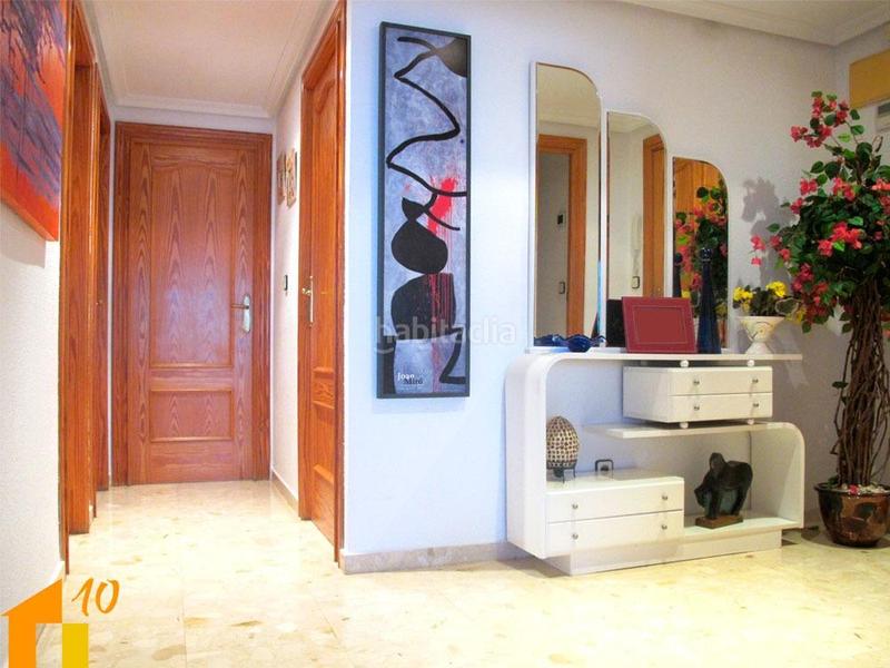 Foto e4ffbb8c-48ec-4cd8-99a6-2f54b9dc68b1. Pis amb aparcament piscina a Campello Playa Campello (el)