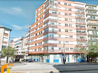 Location Appartement  Calle calle san julián. Piso en alquiler sin amueblar, zona centrosur