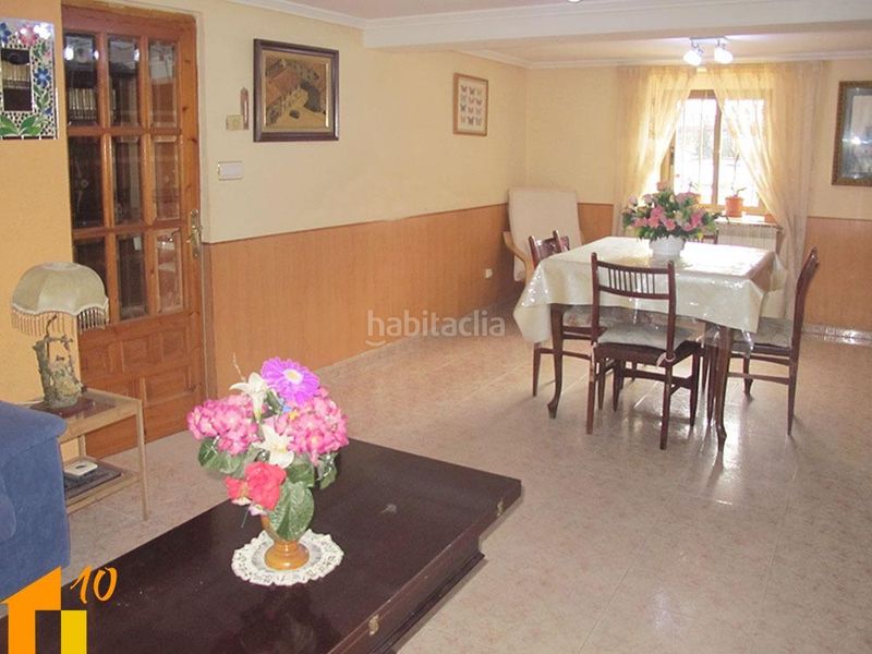 Foto ec082027-151b-4269-8091-ef697951b8a2. Xalet amb calefacció aparcament a Villimar - V1 - V2 - S3 - S4 - San Cristobal Burgos