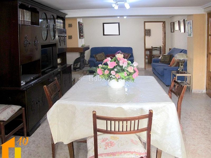 Foto f5479256-dd2c-4c50-9347-7286eaae2087. Xalet amb calefacció aparcament a Villimar - V1 - V2 - S3 - S4 - San Cristobal Burgos