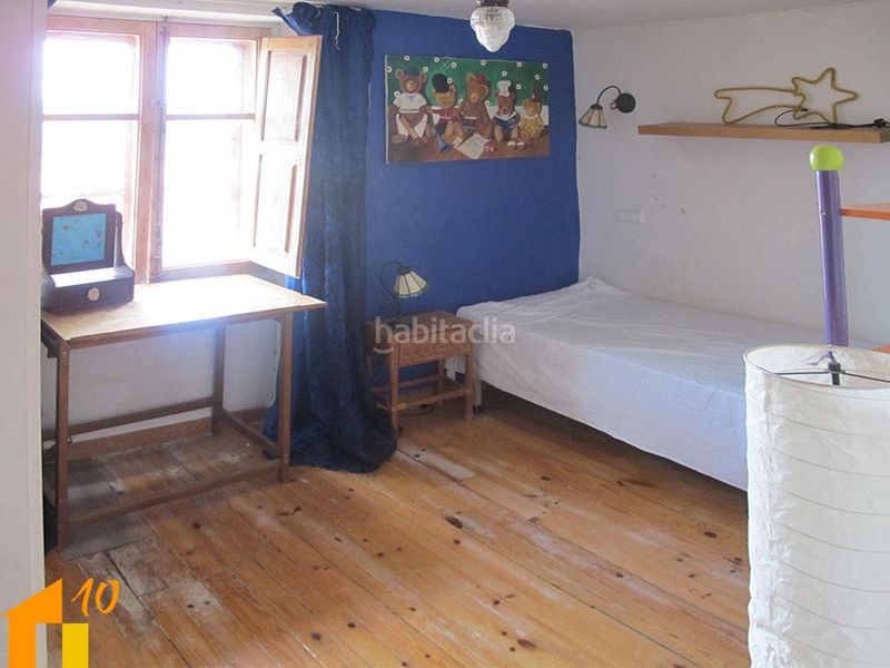 Foto add5bbe9-8423-4091-83f5-44f0193f89bf. Casa a Revillarruz