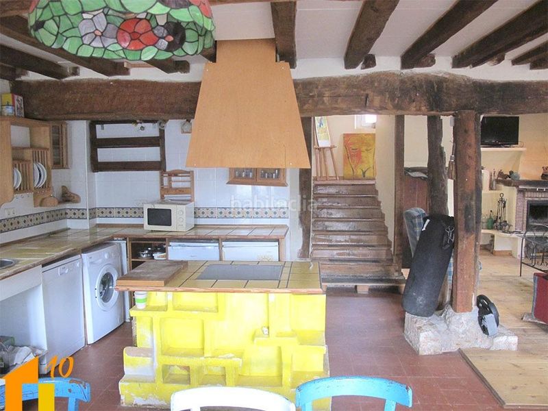 Foto b143fccf-eef2-4e98-b197-d641417a80a6. Casa a Revillarruz