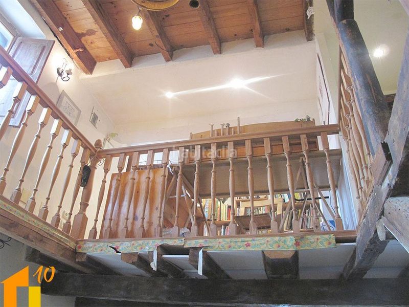 Foto b7d815a5-a36a-40c3-b1f0-2aff2ff3b418. Casa a Revillarruz