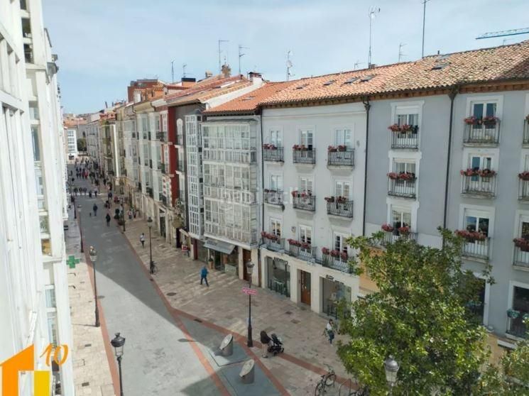 Foto 7f6d8939-98c3-4cd6-a095-7b509df034c3. Pis amb calefacció a Casco Antiguo Burgos