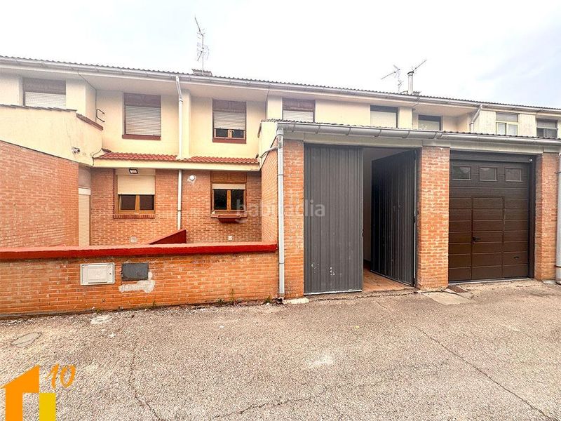 Foto c3a066f3-983d-4e61-bd86-e27fba751317. Casa adossada amb calefacció aparcament a Belorado