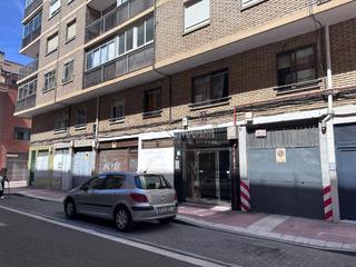 Local commercial en Delicias. Almacn en venta en valladolid