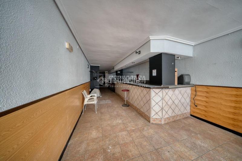 Foto 5ec887a8-5d40-4dd6-8acb-2c2a7d3245e1. Locale commerciale in Ciudad de la Comunicación - Arco Ladrillo Valladolid