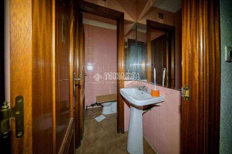 Foto d175c9fe-24ba-40e2-b38b-288efb1db81d. Locale commerciale in Ciudad de la Comunicación - Arco Ladrillo Valladolid