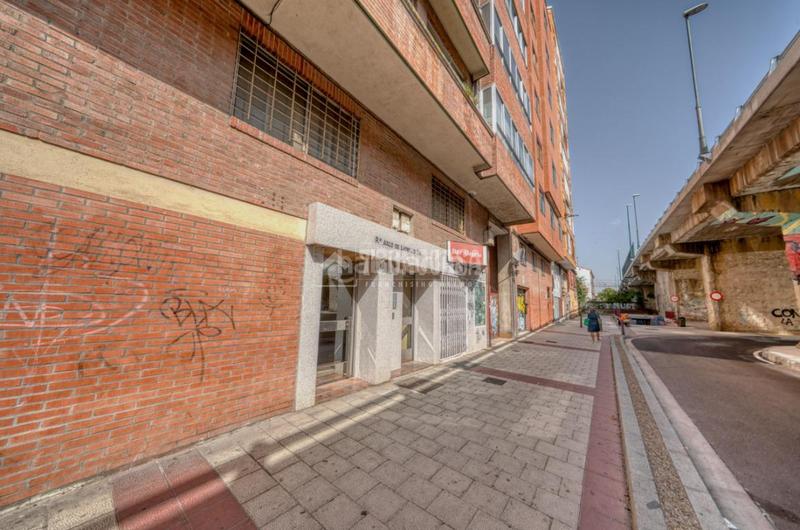 Foto d868d10e-e834-4d45-8979-20d2447e1af1. Locale commerciale in Ciudad de la Comunicación - Arco Ladrillo Valladolid