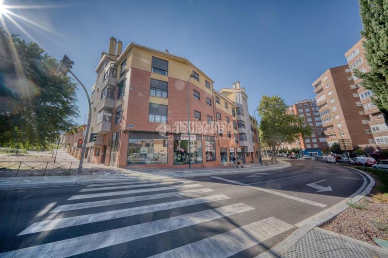 Foto 3330f9e9-077b-452b-9644-b9e752b17796. Etagenwohnung mit parking in Delicias Valladolid