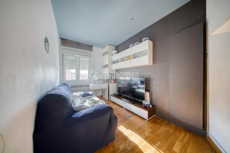 Foto 2f696832-7a95-44b6-a03a-e62303cfe32a. Pis amb calefacció a Delicias Valladolid