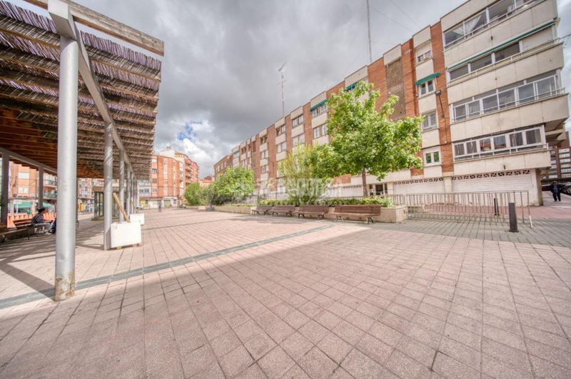 Foto 75ed3270-6cfd-4ed3-ac70-583930933175. Piso  en venta en Delicias Valladolid