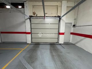 Lloguer Aparcament cotxe a Delicias. Boxplaza de garaje en alquiler en valladolid