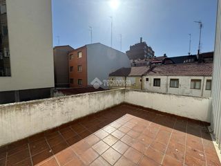 Pis a Delicias. Piso en venta en valladolid