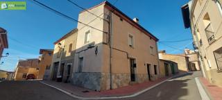 Masía  Calle mariano revenga. Vivienda con cochera en castrillo de la vega
