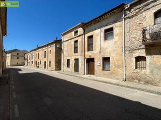 Masia  Calle real. Casa de piedra completamente reformada en hontoria de valdearado
