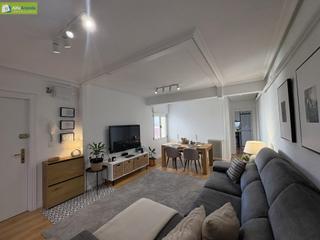 Appartement  Calle san lazaro. Piso reformado 3 dormitorios