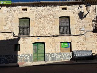 Masia en Calle real 23. Casa con jardin en campillo de aranda