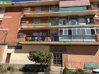 Etagenwohnung in Roa. Piso de 4 dormitorios con ascensor en roa