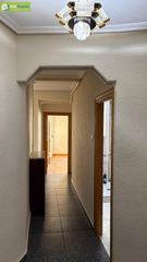 Appartement  Cervantes. Piso en venta 3  dormitorios y ascensor