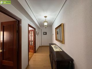 Rent Flat in Calle de pedrote 26. Piso en alquiler