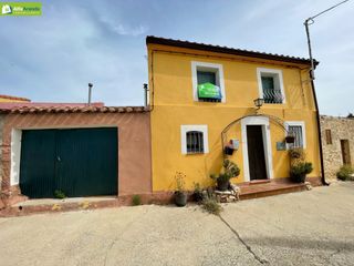 Country house in Diseminados 34. Acogedora vivienda en tubilla del lago
