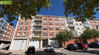 Etagenwohnung in Santa Catalina - Ferial. Vivienda de dos dormitorios con baño