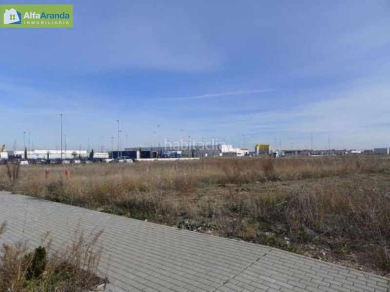 Foto b5322790-0e2f-45a7-aefd-1b0f503942c7. Terreny residencial a Allendeduero Aranda de Duero