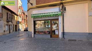 Lloguer Local Comercial  Calle puerta nueva. Tienda de alimentación en funcionamiento