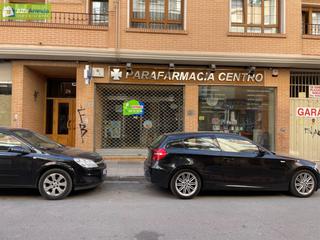 Lloguer Local Comercial a Santa Catalina - Ferial. Local en alquiler
