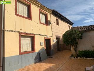 Masia a Quintana del Pidio. Casa de pueblo con terreno